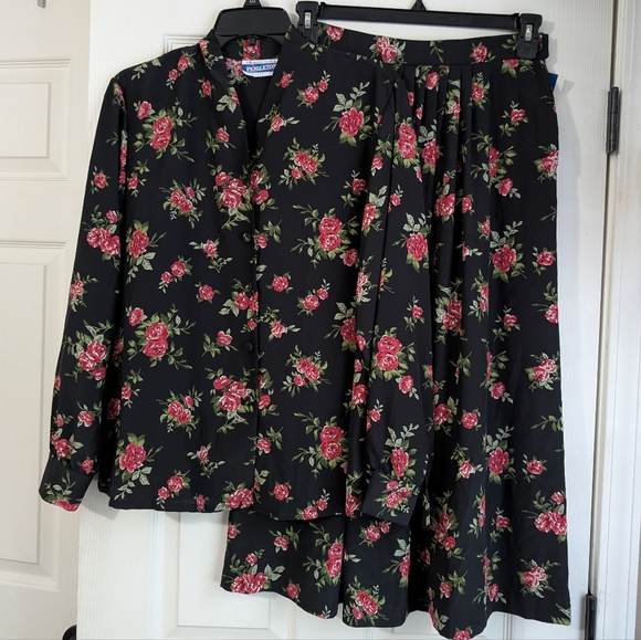Pendleton Dresses & Skirts - NWT Vintage Pendleton Floral Black Shirt And Skirt Set Size 10